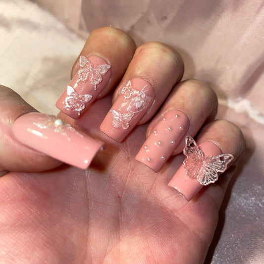 Papillons pailletés, rose ton sur ton, en relief, avec perles. Réutilisable, Press-on nails, faux ongles. Finition brillante