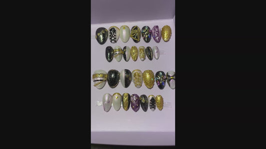 Création selon votre modèle, pour cosplay ou événements. Kit tailles XL, L, M, S, XS, ou kit complet toutes les tailles incluses (2 par tailles). Réutilisables, Press-on nails, faux ongles.