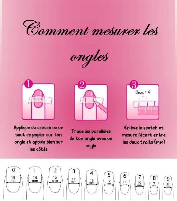 Serpents holographiques et 3D bleus et blancs. Kit toutes tailles incluses. Faux ongles, press on nails. Réutilisables. Fini brillant.