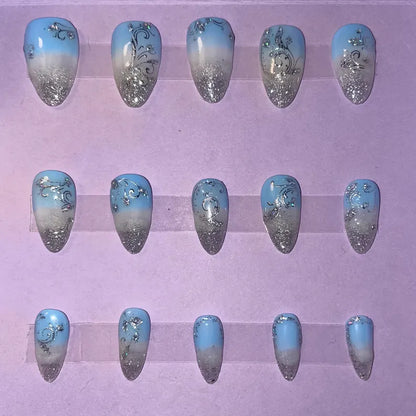 Dégradé bleu, blanc laiteux et argent. Kit toutes tailles incluses. Réutilisables, Press-on nails, faux ongles. Finition brillante