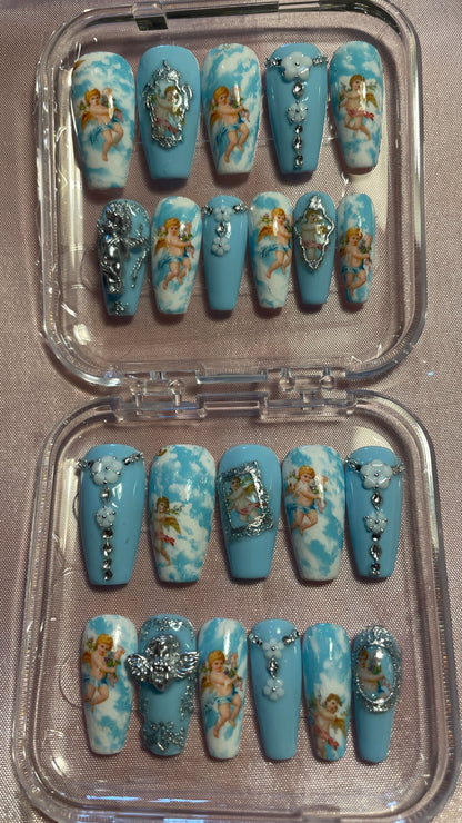 Petits anges, bleu, argent, et strass. Kit toutes tailles incluses. Réutilisables, Press-on nails, faux ongles. Finition brillante