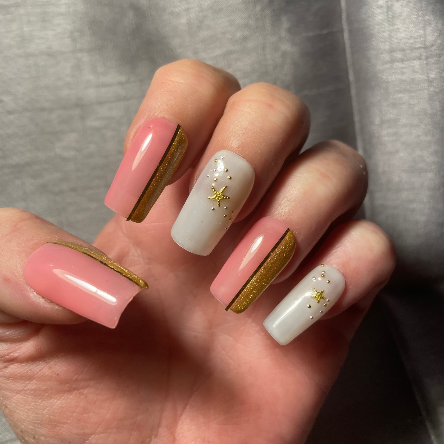 Rose, doré et blanc laiteux. Kit toutes tailles incluses. Réutilisables, Press-on nails, faux ongles