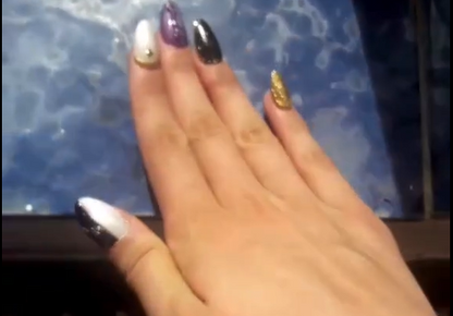 Rumi (KPop Demon Hunters). Kit complet ou sur mesure. Réutilisables, Press-on nails, faux ongles. (Modèle présenté  : amande court))